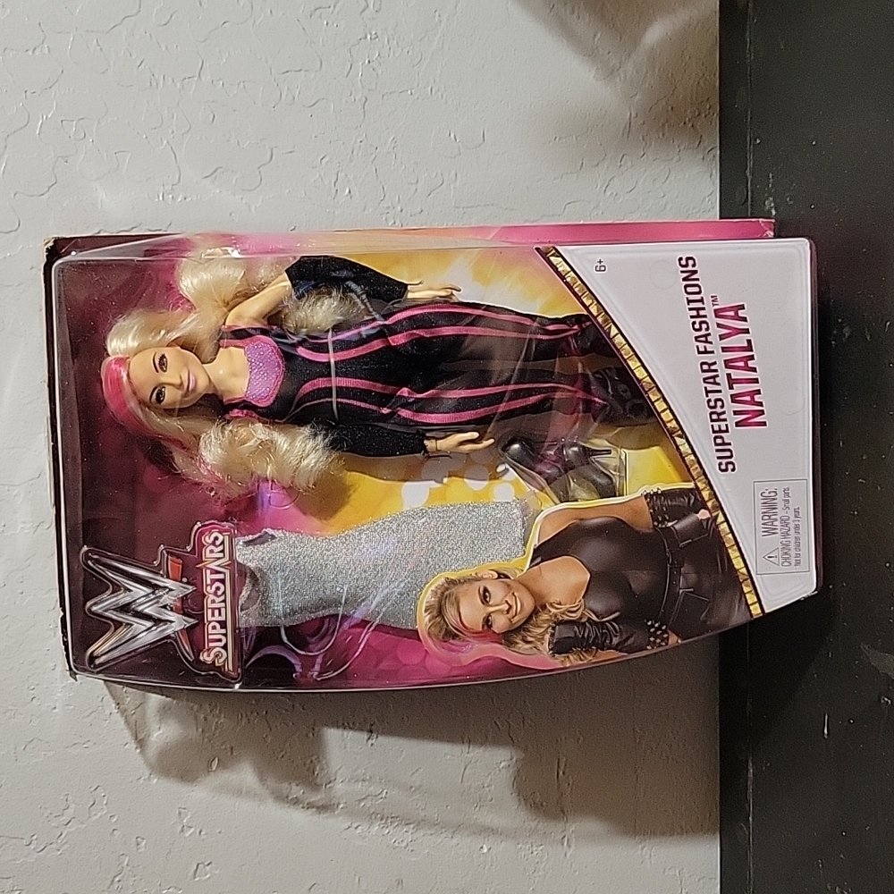 WWE W Super Star Fashions Natalya Doll NIB